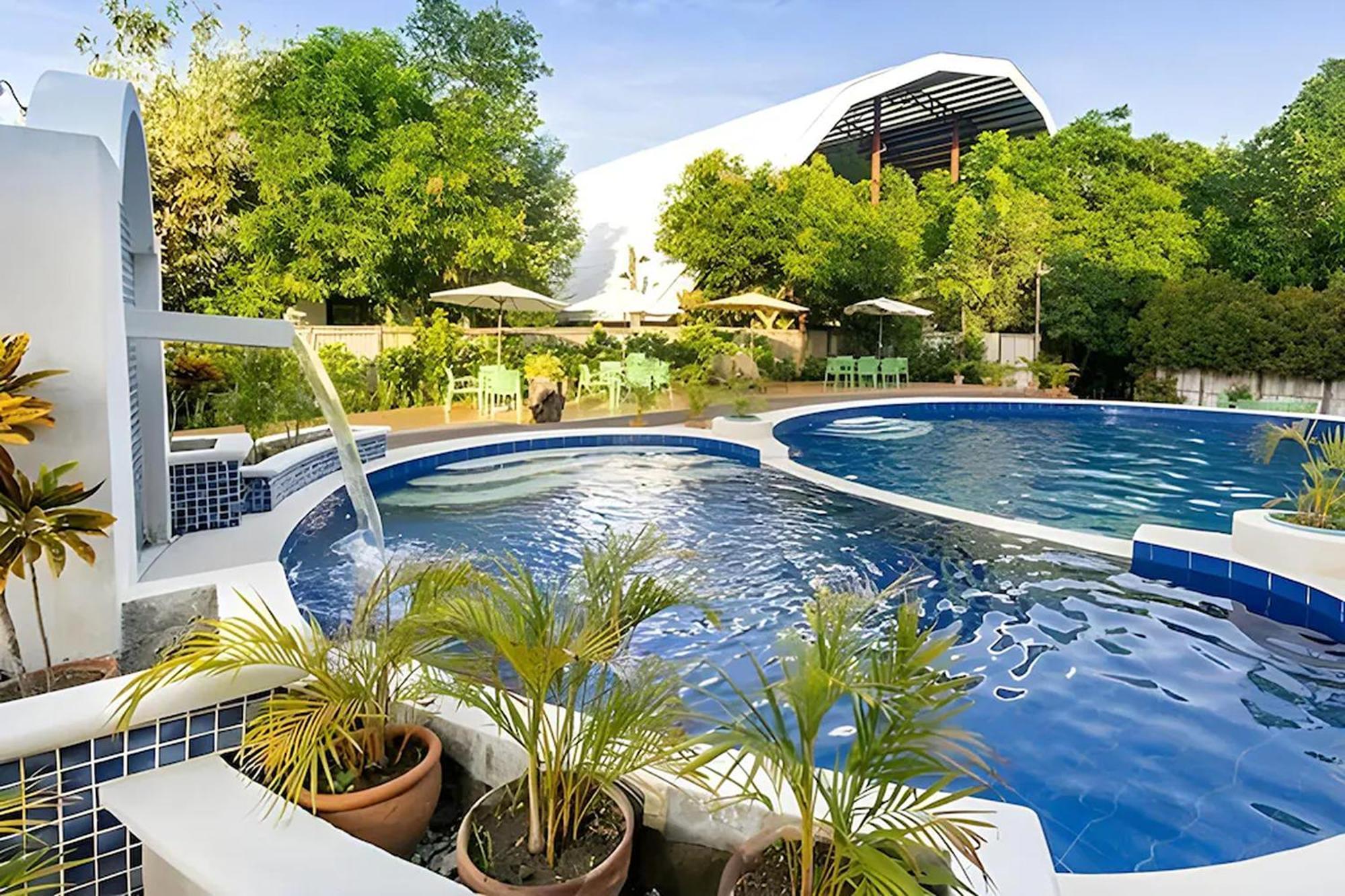Oldwoods By The Sea Nature Resort Bani Pangasinan Exterior photo
